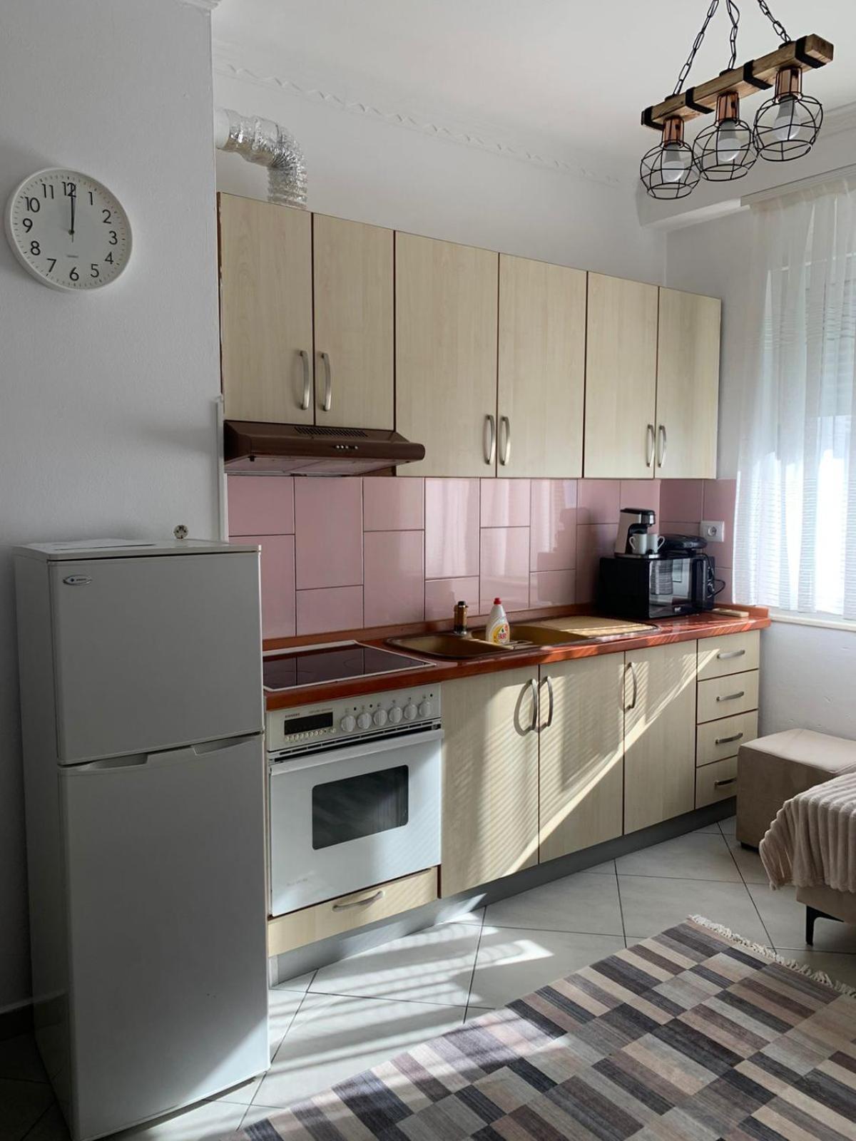 Ridi'S Comfort Apartment 2 Shkoder Exterior photo
