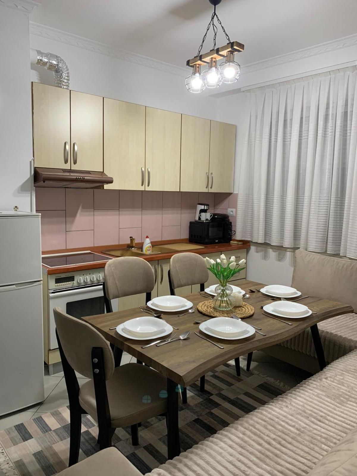 Ridi'S Comfort Apartment 2 Shkoder Exterior photo